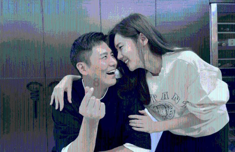 卡通汽车拼拼看