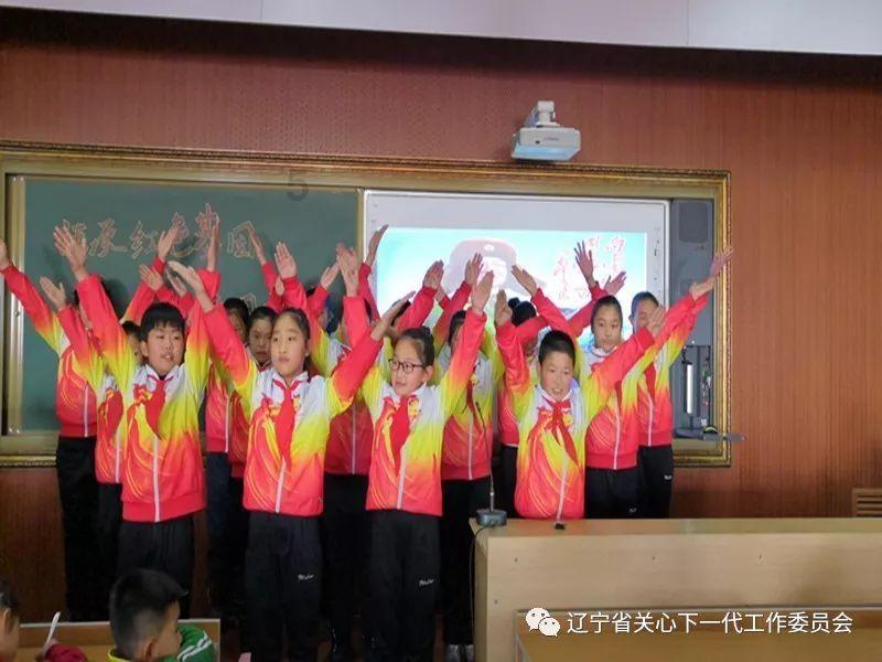 中卫一六旬卖烤串阿姨每天坚持到零点以后才收摊