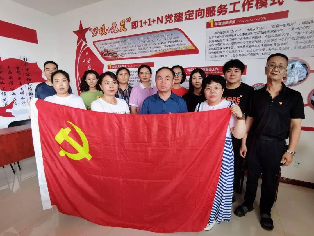 盘点影史上演员们经典的即兴表演，范伟、张曼玉上榜
